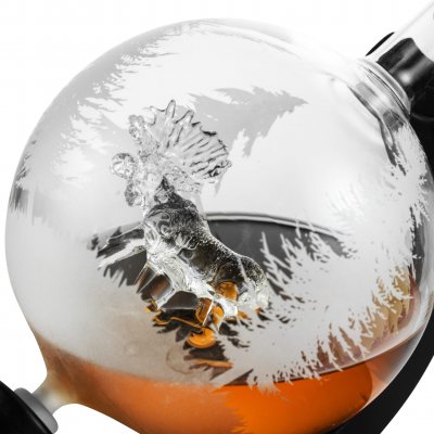 Whiskeykaraff Älg med 4 glas & träbricka 0,85 liter