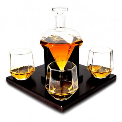 Whiskeykaraff Diamant med 4 Glas & Träplatta, 0,75 liter