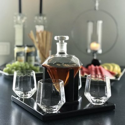 Whiskeykaraff Diamant med 4 Glas & Träplatta, 0,75 liter